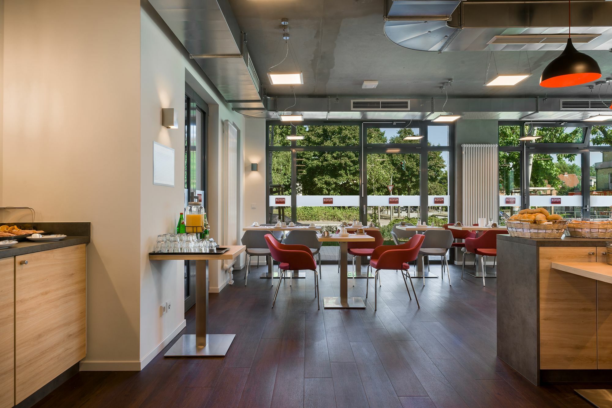 Signature East Hotel Apartment Hamburg Exterior photo